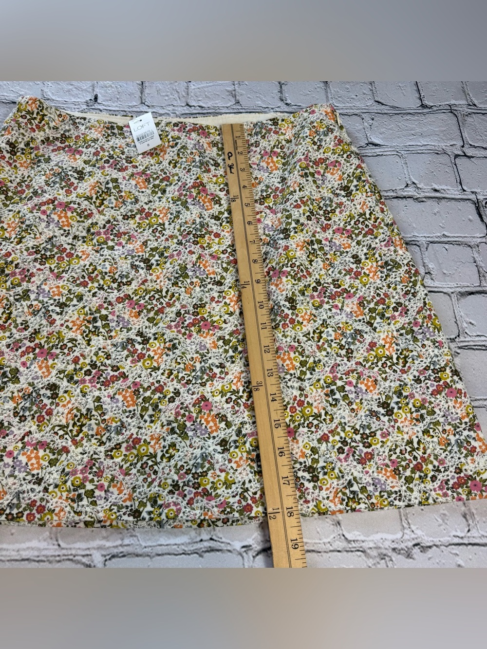 Loft Ann Taylor NWOT Eyelet Lace Dainty Floral Mini Skirt Cottagecore Size 8 - Picture 4 of 9